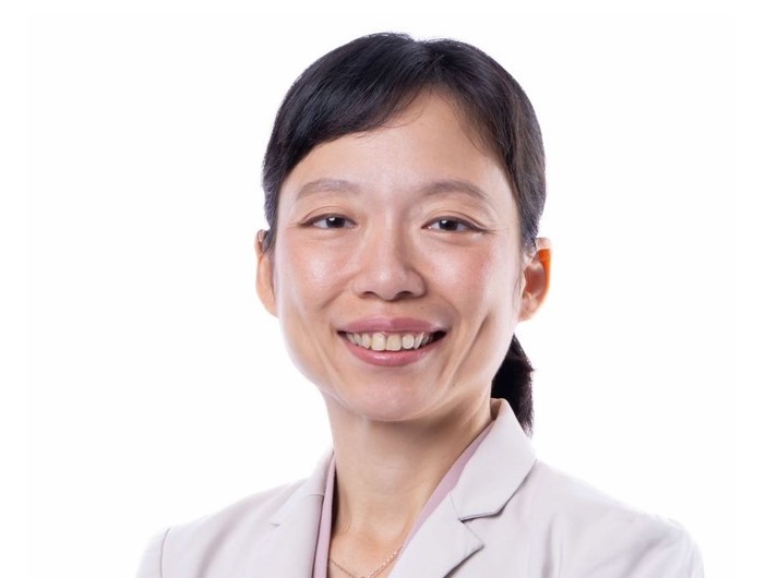 Jasmin LAU